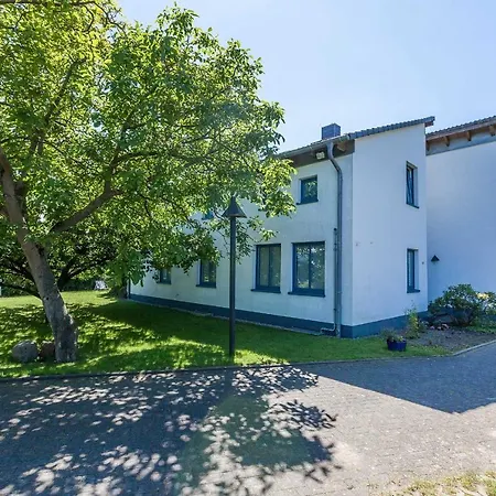 Apartmenthaus Bull 1 Kuehlungsborn